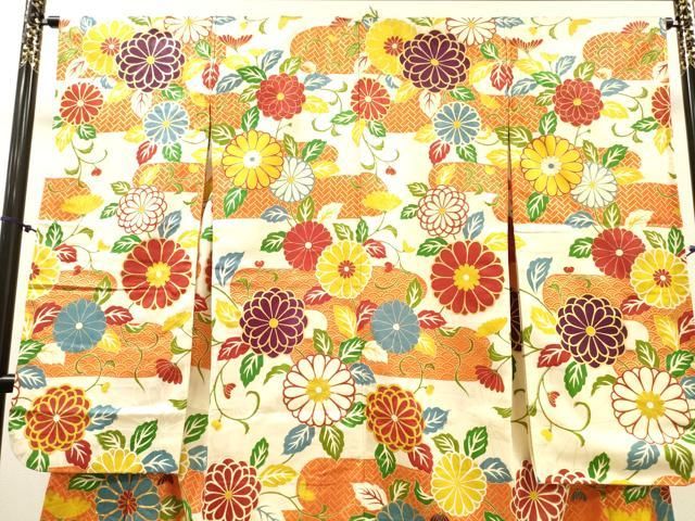 平和屋着物▼豪華振袖　駒刺繍　菊尽くし　金彩　正絹　逸品　DABL2216fe