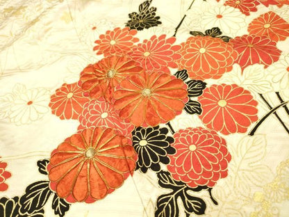 平和屋着物▼豪華振袖　駒刺繍　菊花文　金彩　正絹　逸品　DABL2222fe