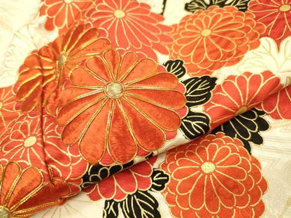 平和屋着物▼豪華振袖　駒刺繍　菊花文　金彩　正絹　逸品　DABL2222fe