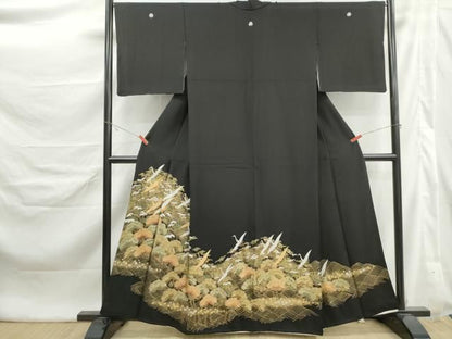 平和屋着物■豪華黒留袖　駒刺繍　飛鶴風景松文　金銀彩　正絹　逸品　DABL3114qa