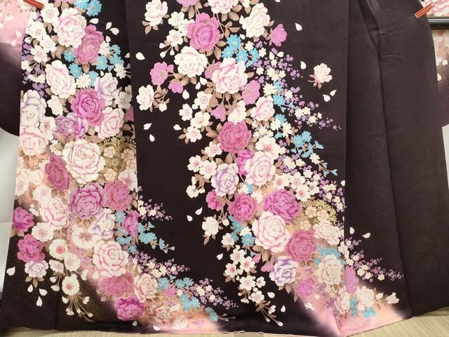 平和屋着物●豪華振袖　刺繍　草花文　薔薇　バラ　銀彩　正絹　逸品　DABL3134qa