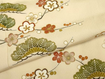 平和屋着物●訪問着　駒刺繍　梅松文　金彩　伊勢丹扱い　正絹　逸品　DABL3524du