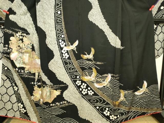 平和屋着物●豪華振袖　絞り　御所車飛鶴花文　黒地　金彩　さが美扱い　正絹　逸品　DABL9015op