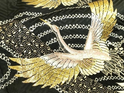 平和屋着物●豪華振袖　絞り　御所車飛鶴花文　黒地　金彩　さが美扱い　正絹　逸品　DABL9015op