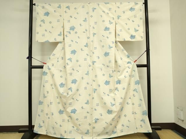 平和屋着物●上質な紬　舞蝶花文　正絹　逸品　DABL9058op