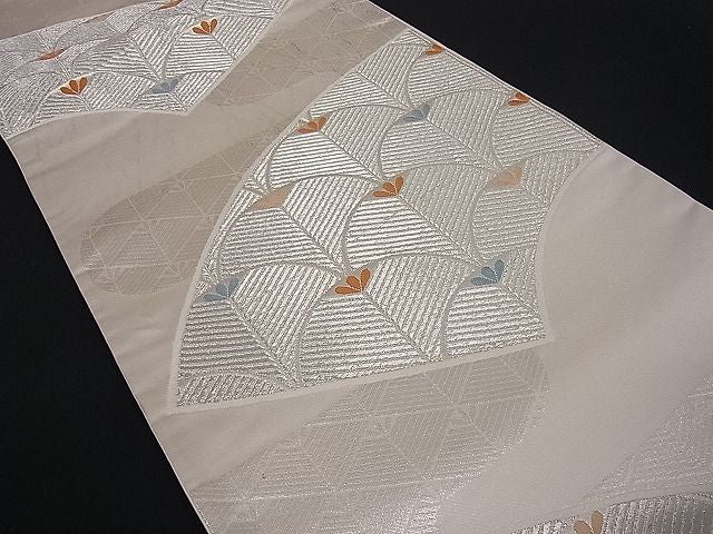 平和屋着物■六通柄袋帯 地紙松葉文 銀糸 逸品 du1259