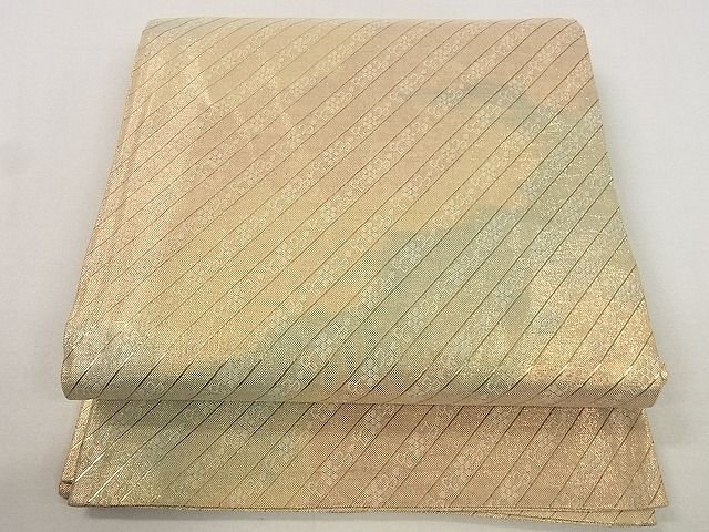 平和屋着物■六通柄袋帯 霞文 金糸 逸品 du2481