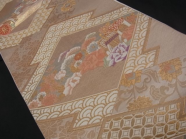 平和屋着物■六通柄袋帯　唐織　松皮菱御所車吉祥花文　プラチナ箔二重織　逸品　dy5567