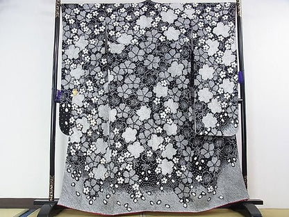 平和屋本店■極上　振袖・長襦袢(無双仕立て)セット　駒刺繍　絞り　舞桜　黒地　逸品　DZAA0848kh4 - 平和屋