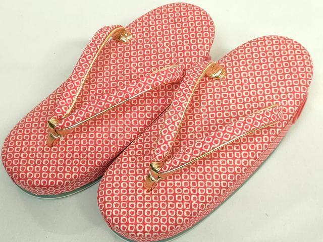 平和屋本店■極上　七五三　女の子　3歳　被布　草履　巾着　髪飾り　小物セット　茜色　箱付き　逸品　未使用　DZAA11383kh5