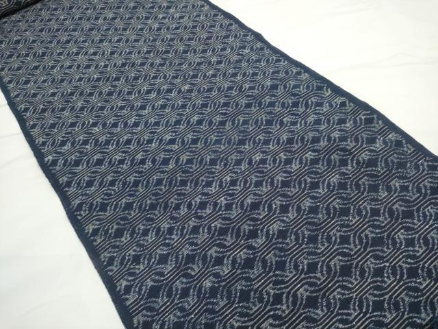 平和屋本店●極上　本場久留米絣　重要無形文化財会員　小川内弘作　反物　着尺　七宝文　証紙付き　綿　逸品　未使用　DZAA11744kh6