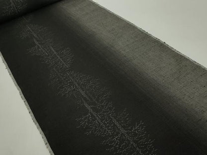 平和屋着物●極上　結城紬　反物　着尺　80亀甲　樹林文　証紙付き　逸品　未使用　DZAA12208kh6