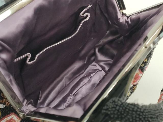 平和屋着物●極上　和装小物　和装バッグ　ビーズバッグ　亀甲花文　持ち手付き　がま口　レトロ　逸品　DZAA12257kh6