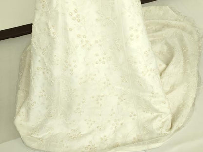 平和屋本店●極上　ウエディングドレス　婚礼　結婚式　披露宴　花嫁　演奏会　発表会　刺繍　チュール　ビーズ　逸品　DZAA12357kh6