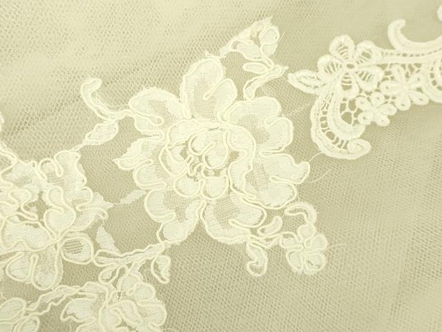 平和屋本店●極上　ウェディングドレス　婚礼　結婚式　披露宴　花嫁　演奏会　発表会　レース　ビーズ　チュール　逸品　DZAA12372kh6