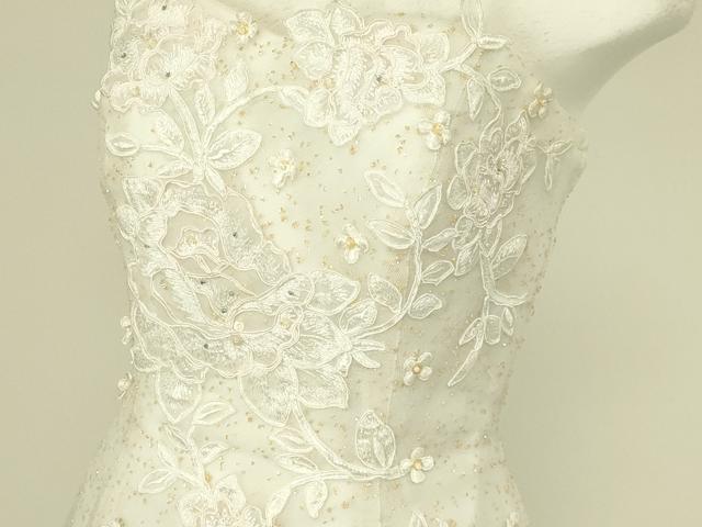 平和屋本店●極上　ウェディングドレス　婚礼　結婚式　披露宴　花嫁　レース　チュール　刺繍　ラインストーン　逸品　DZAA12392kh6