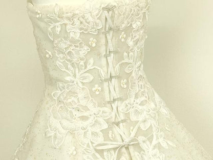 平和屋本店●極上　ウェディングドレス　婚礼　結婚式　披露宴　花嫁　レース　チュール　刺繍　ラインストーン　逸品　DZAA12392kh6