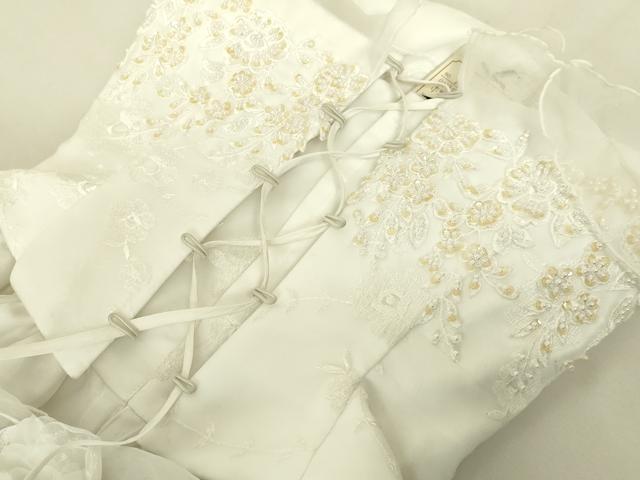 平和屋本店●極上　ウェディングドレス　婚礼　結婚式　披露宴　花嫁　レース　チュール　刺繍　ビーズ　スパンコール　逸品　DZAA12398kh6