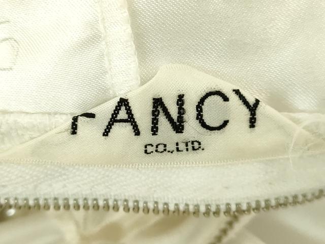 平和屋本店●極上　ウェディングドレス　婚礼　結婚式　披露宴　花嫁　FANCY　ビーズ　レース　チュール　逸品　DZAA12399kh6