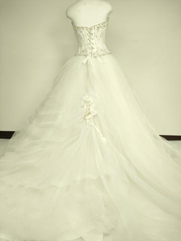 平和屋本店●極上　ウェディングドレス　婚礼　結婚式　披露宴　花嫁　チュール　ストーン　ビーズ　逸品　DZAA12426kh6