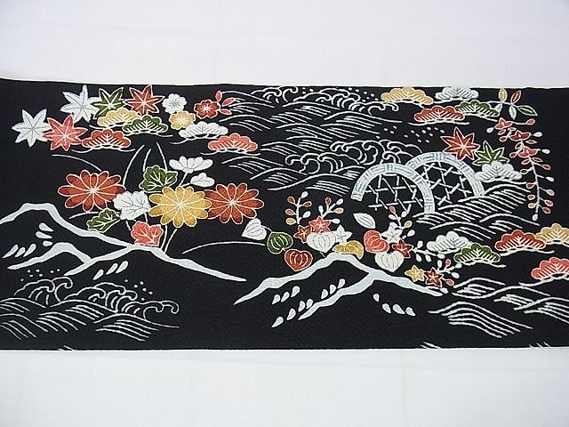 平和屋本店■極上　九寸名古屋帯　銀座越後屋　駒刺繍　型染　風景吉祥花文　鬼しぼ縮緬　黒地　逸品　未使用　DZAA1251kh4 - 平和屋
