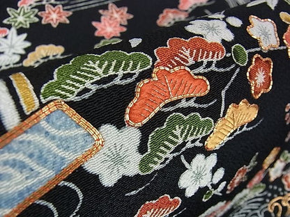 平和屋本店■極上　九寸名古屋帯　銀座越後屋　駒刺繍　型染　風景吉祥花文　鬼しぼ縮緬　黒地　逸品　未使用　DZAA1251kh4 - 平和屋