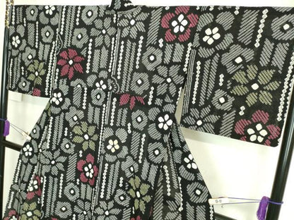 平和屋着物∴極上 夏物 浴衣 有松鳴海絞り 舞花文 黒地 綿 逸品 DZAA20164kh5