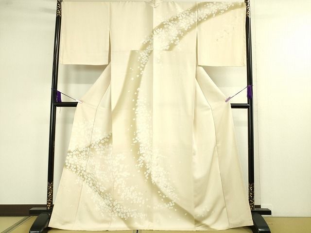 平和屋本店■極上　訪問着　駒刺繍　楓　薄卵色地　暈し染め　金彩　逸品　未使用　DZAA2060kh4 - 平和屋
