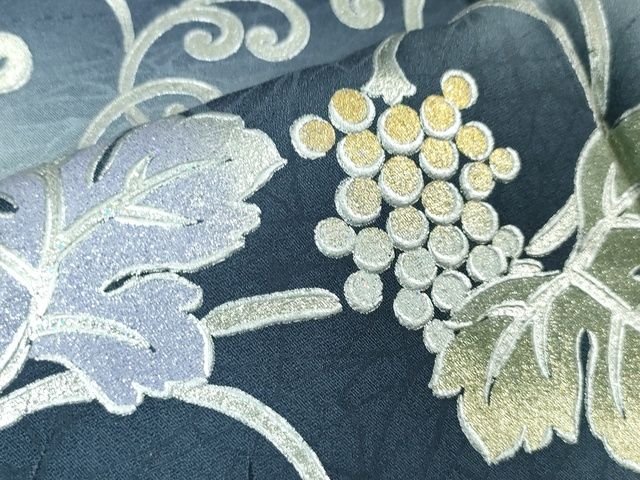 平和屋本店■極上 金彩友禅 卓越技能者・名工・和田光正 訪問着 葡萄唐草文 深縹色地 暈し染め 金銀彩 逸品 DZAA2223kh4 - 平和屋