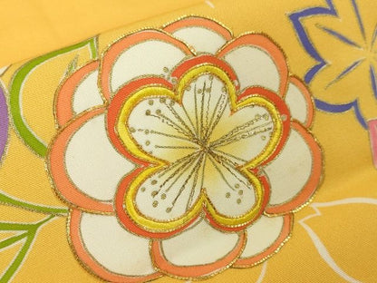 平和屋本店■極上　創業460年・千總　七五三　女の子　7歳　祝着　駒刺繍　橘花文　金彩　逸品　DZAA2228kh4