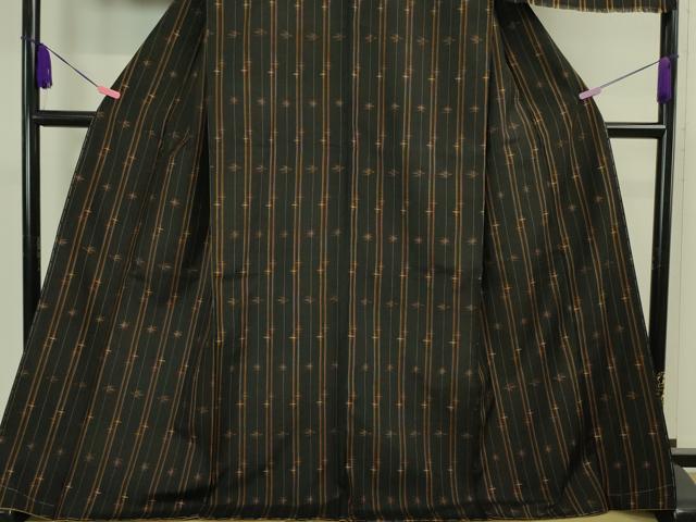 平和屋本店■極上　国指定重要無形文化財　本場久米島紬　新垣トミ作　手織　草木染　泥染　証紙付き　逸品　未使用　DZAA2534kh5 - 平和屋