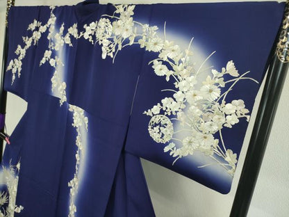 平和屋本店■極上　訪問着　総手刺繍　吉祥花丸文　暈し染め　鉄紺色地　金糸　逸品　DZAA2569kh5 - 平和屋