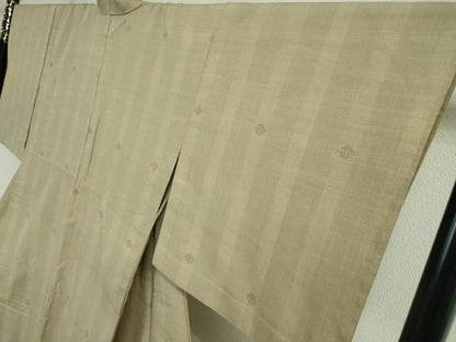平和屋本店■極上　本場結城紬　重要無形文化財　地機　単衣　藤貫謹製　百亀甲　縮絣　染の近江　証紙・証明書付き　逸品　DZAA2611kh5 - 平和屋