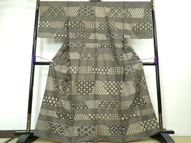 平和屋本店■極上　本場縞大島紬　総刺繍　名物裂横段文　堀之内織物謹製　証紙付き　逸品　DZAA3175kh5 - 平和屋