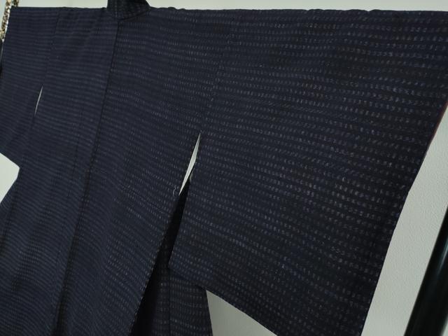 平和屋本店■極上 本場結城紬 重要無形文化財 縮織 奥順謹製 高機 手織 糸:小林シゲ 絣:鈴木良一 織:鈴木康子 証紙付き　逸品　DZAA3277kh5