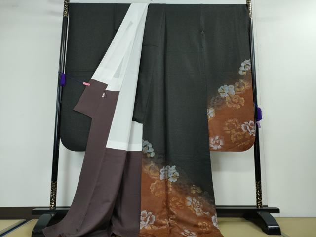 平和屋本店■希少 キモノデザイナー 斉藤上太郎 振袖・長襦袢(袷)セット お召地 牡丹 黒地 暈し染め 金糸 銀通し地 逸品 DZAA3406kh5 - 平和屋