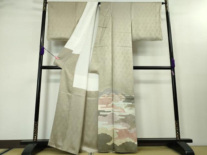平和屋本店■極上　皇室献上作家　藤井寛　色留訪問着　駒刺繍　エ霞雲重ね　金彩　白橡色地　逸品　DZAA3571kh5