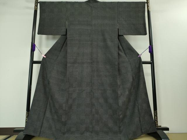 平和屋本店■極上　染織の名門　しょうざん  生紬　市松文様　黒地　証紙付き　逸品　DZAA3858kh5