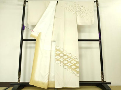 平和屋本店■極上　訪問着　駒刺繍　菊菱　象牙色地　暈し染め　金彩　逸品　DZAA3865kh5
