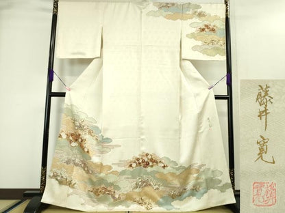 平和屋本店■極上　皇室献上作家　藤井寛　訪問着　駒刺繍　雲取り花文　象牙色地　金彩　逸品　DZAA4040kh5