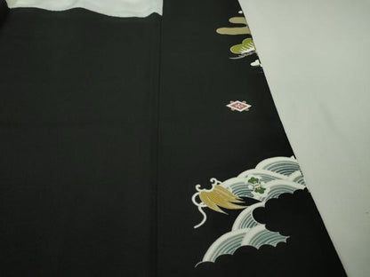 平和屋本店■極上　創業460年・千總　黒留袖　誰が袖好み　駒刺繍　宝尽くし松文　金彩　高島屋扱い　逸品　DZAA4044