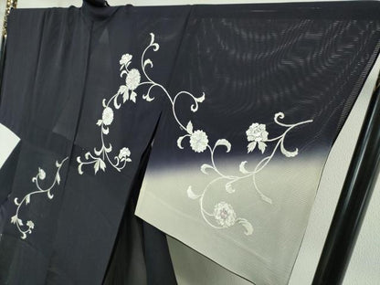 平和屋本店■極上　夏物　訪問着　総刺繍　絽　花唐草文　暈し染め　銀糸　さが美扱い　逸品　DZAA4046kh5