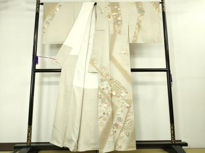 平和屋本店■極上　創業460年・千總　訪問着　駒刺繍　折り鶴　宝尽くし　暈し染め　灰白色地　金彩　三越扱い　逸品　未使用　DZAA4056kh5