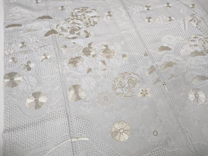 平和屋本店■極上　中国三大刺繍　スワトウ刺繍　汕頭刺繍　総刺繍　訪問着　宝尽くし　雪輪花文　白藤色地　金糸　逸品　DZAA4063kh5