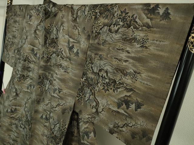 平和屋本店●極上　本場大島紬　十八算　12マルキ　優粋ブランド　屋久杉染　花鳥風景図　窪田織物謹製　証紙付き　逸品　DZAA4080kh5