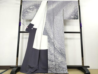 平和屋着物●極上　訪問着　おぼろ染め　襲絞り　群鳥花文　銀通し地　逸品　DZAA4135kh6