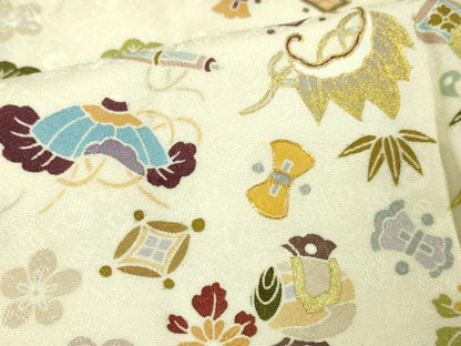 平和屋本店■極上　訪問着　駒刺繍　宝尽くし飛鶴文　象牙色地　金彩　逸品　未使用　DZAA4226kh5
