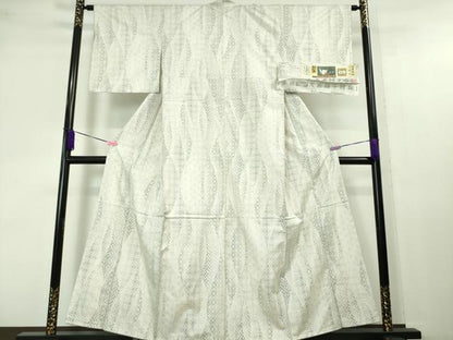 平和屋本店●極上 本場大島紬 白大島紬 桑原織物 二代目 桑原啓之介 7マルキ 片羽白絣 紀行 証紙・鑑定証付き 逸品 未使用 DZAA4251kh5