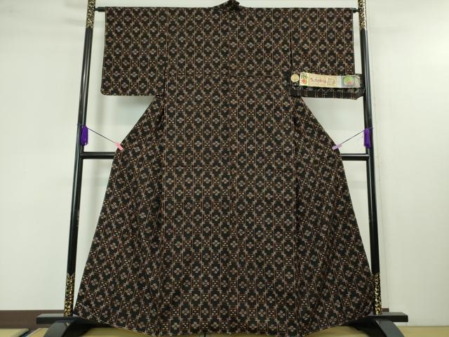 平和屋本店■極上　国指定重要無形文化財　本場久米島紬　吉田カマド作　手織　草木染　泥染　証紙付き　逸品　未使用　DZAA4263kh5