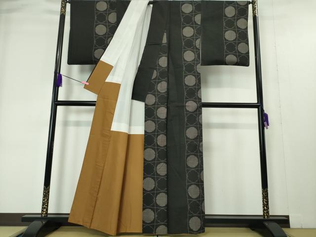 平和屋本店●極上 本場大島紬 9マルキ 古代染色純泥染 前田紬工芸 雪輪 上代58万 証紙付き 逸品 DZAA4442kh5